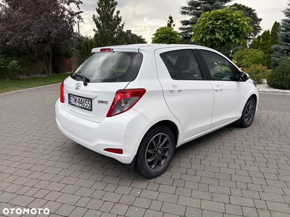 Toyota Yaris 1.33 Selection Passion - 4