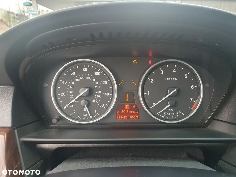 BMW Seria 5 - 13