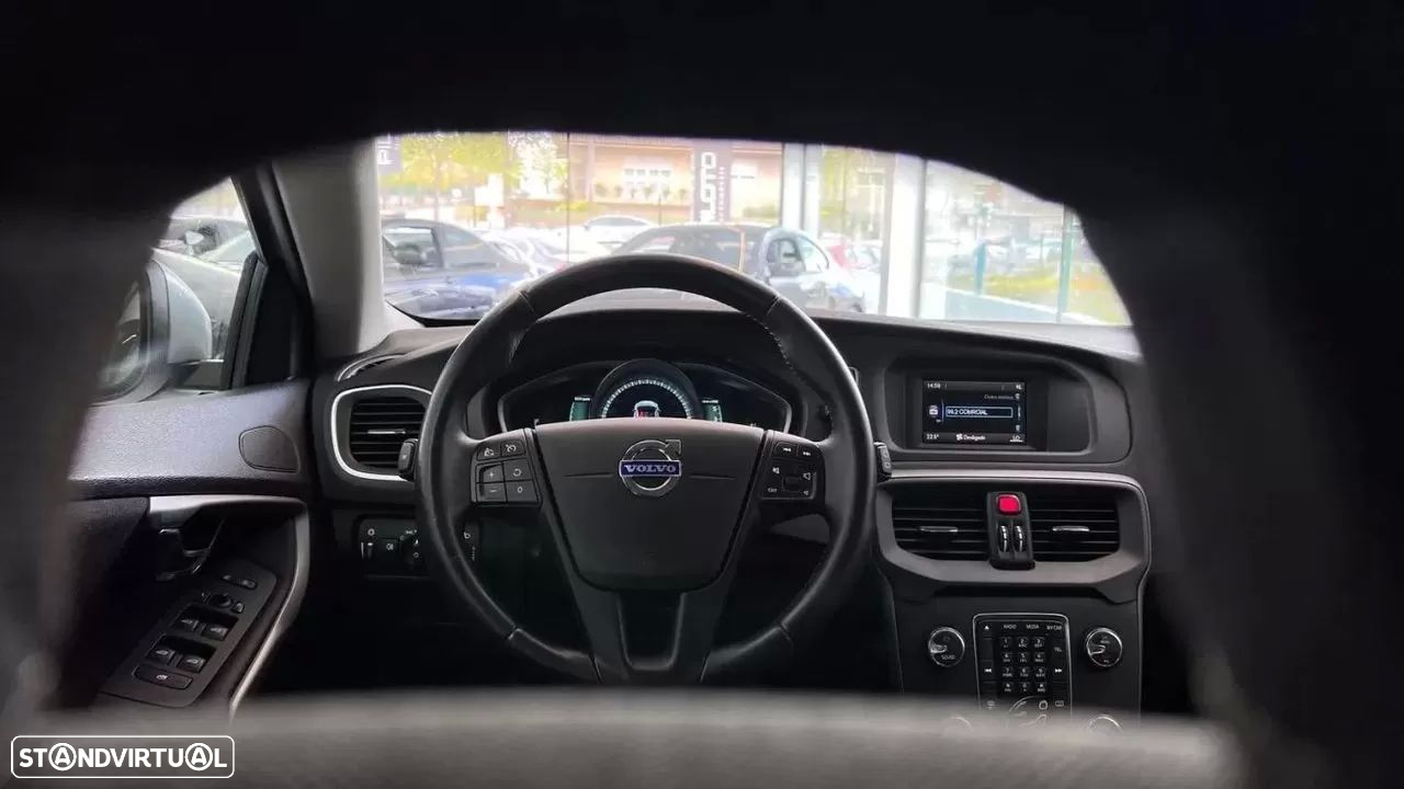 Volvo V40 1.6 D2 Momentum - 14