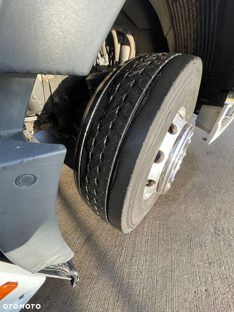 Volvo FH 460 Globetrotter z hydrauliką - 18