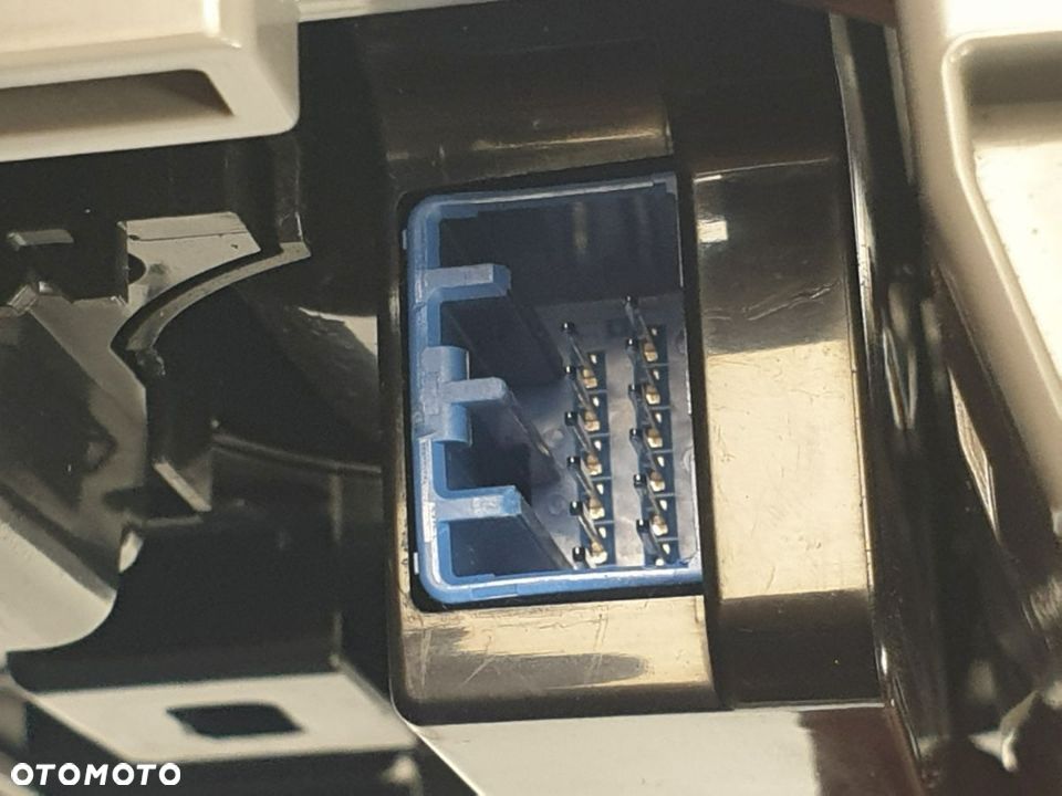 HONDA CR-V 19-23r Lampka Podsufitki - 5