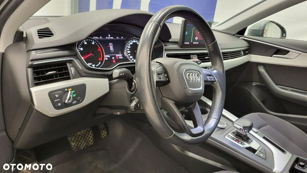 Audi A4 Avant 35 TDI S tronic - 12