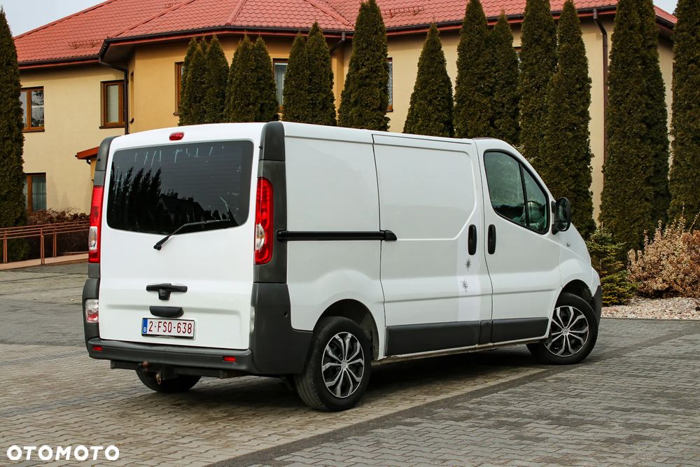 Renault Trafic - 6
