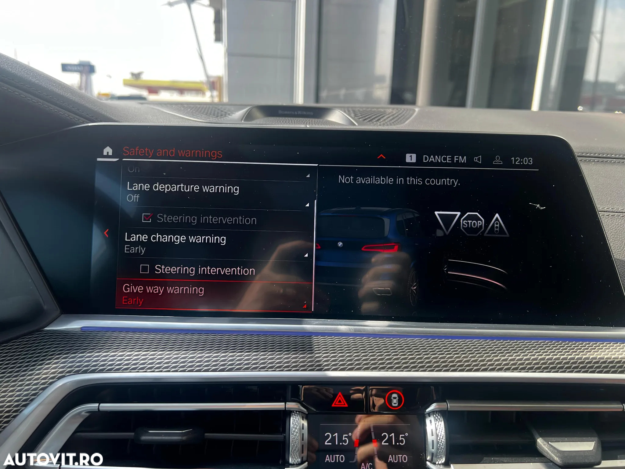 BMW X5 M M50i - 31