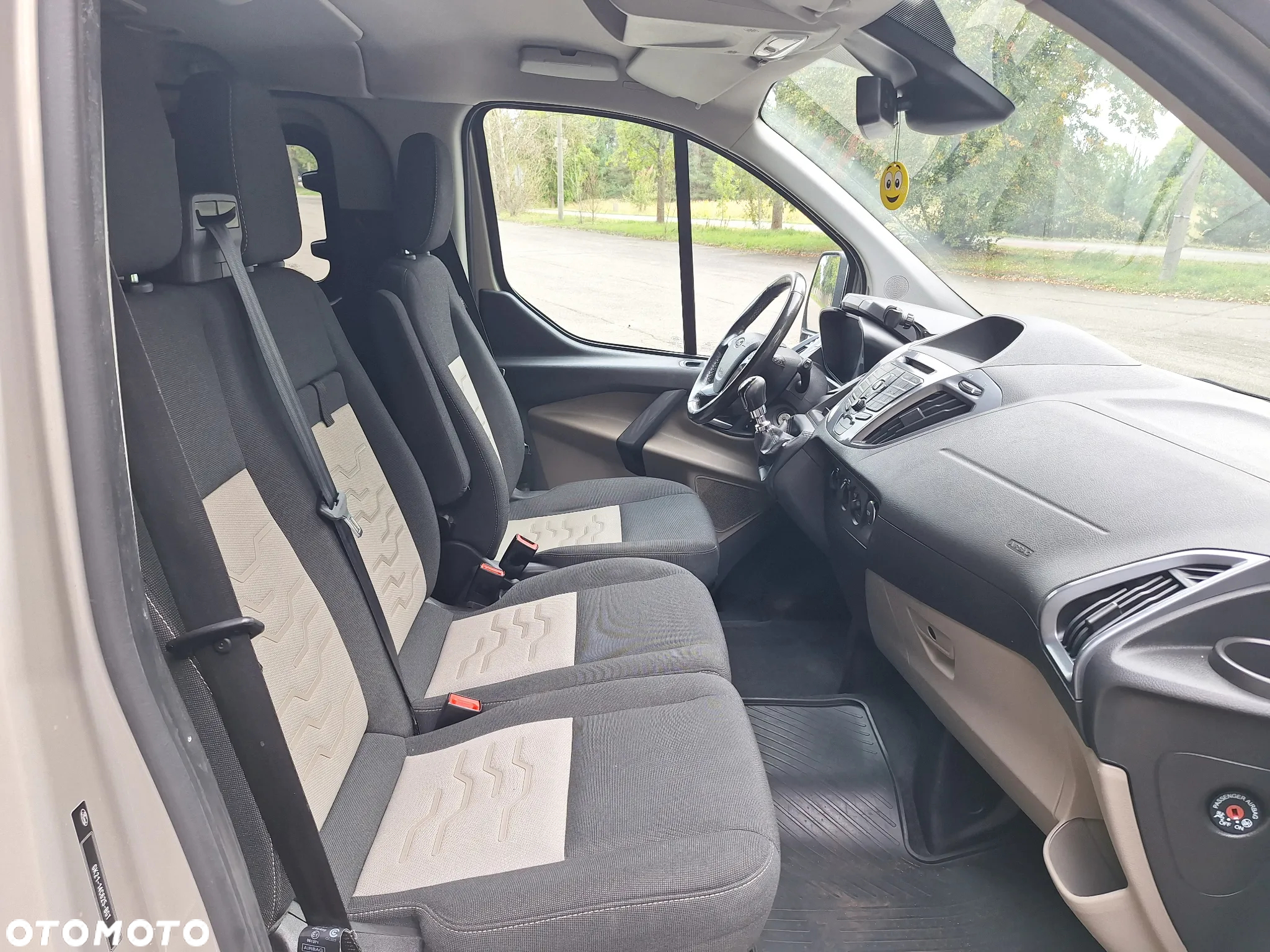 Ford Tourneo Custom 310 L1H1 VA Titanium - 12