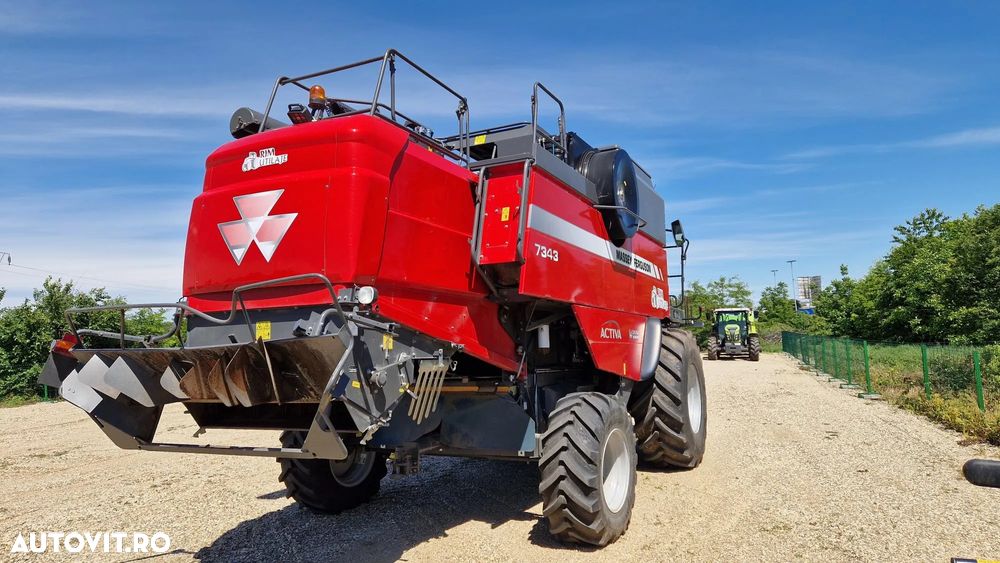 Massey Ferguson MF7343 ACTIVA STAGE 5 COMBINA AGRICOLA - 4