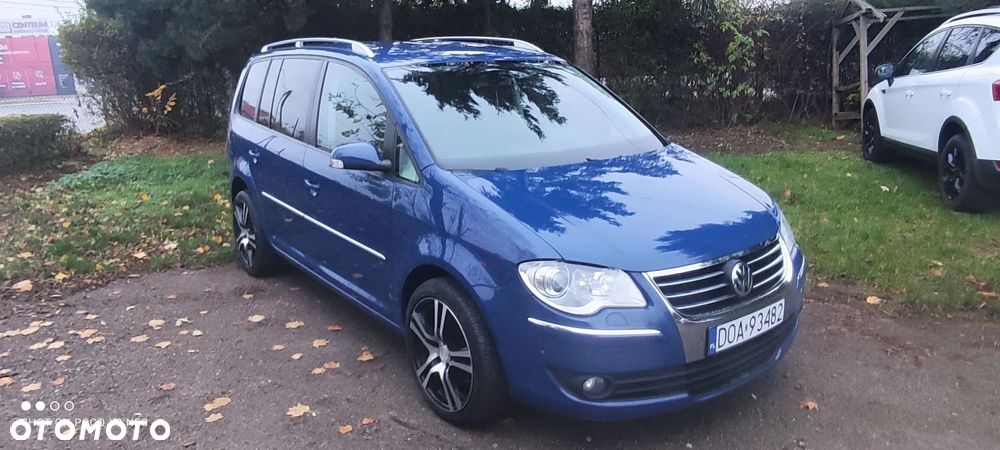 Volkswagen Touran 2.0 TDI DPF Highline DSG - 11