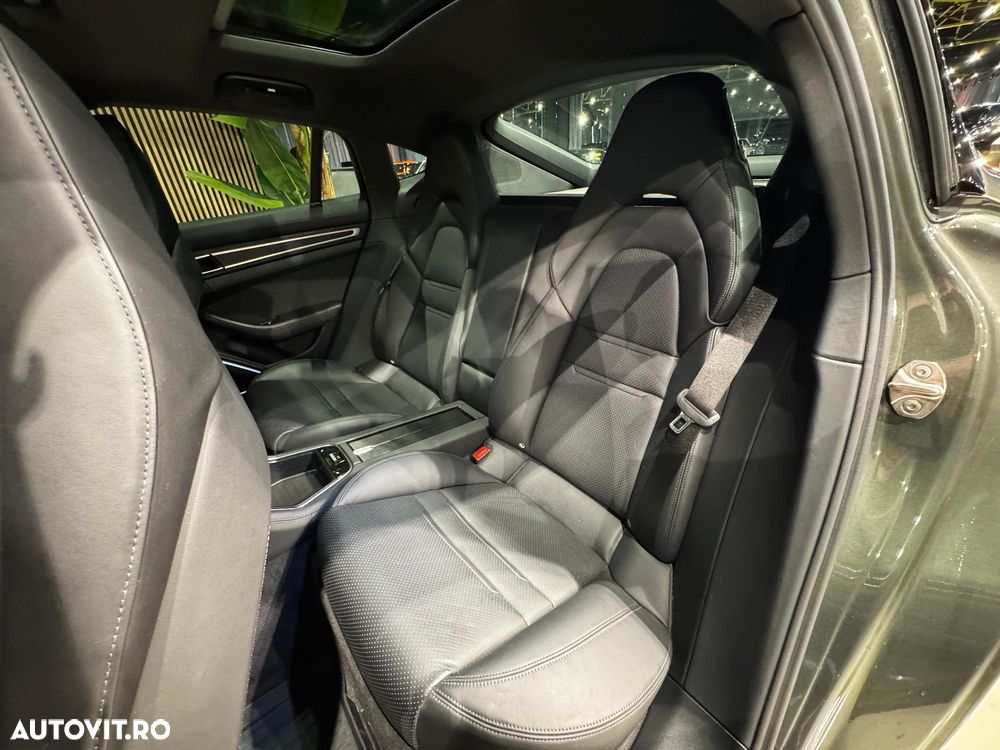 Porsche Panamera 4 - 14