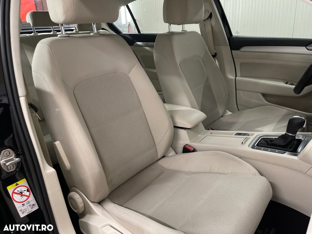 Volkswagen Passat 2.0 TDI SCR DSG Business - 10