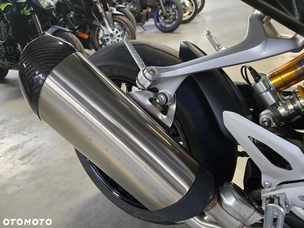 Triumph Speed Triple - 16