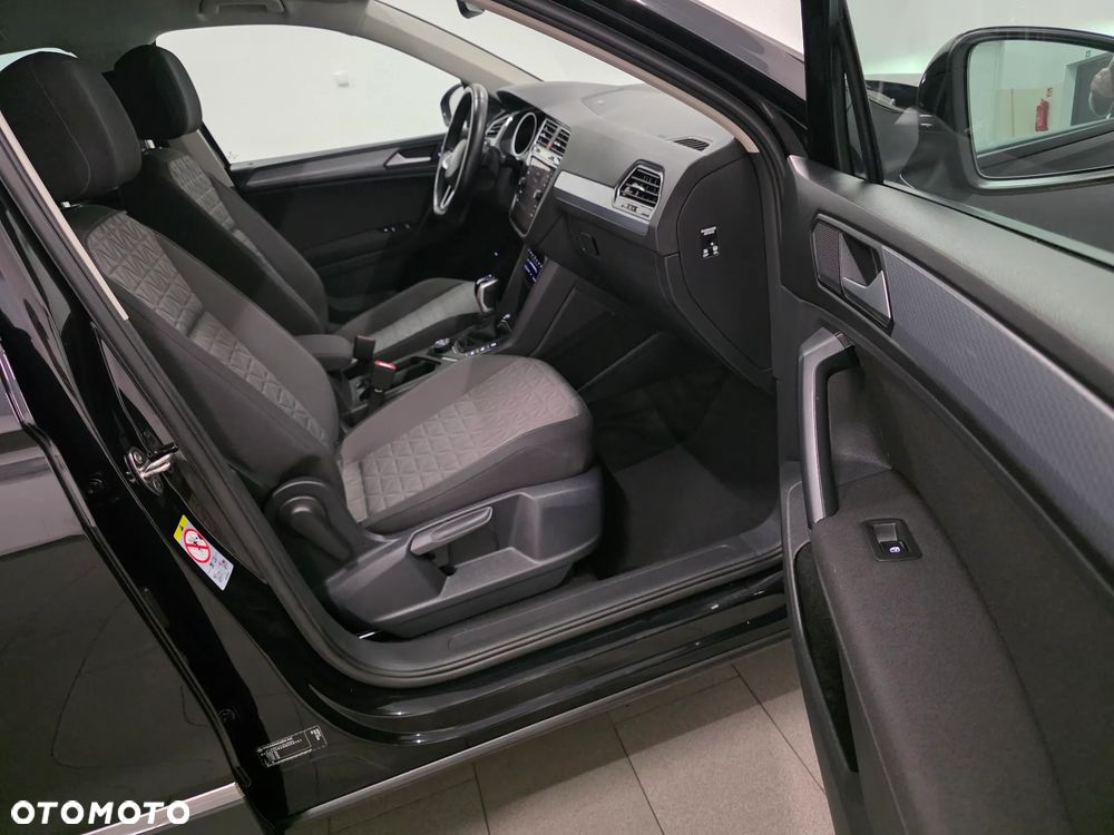 Volkswagen Tiguan 2.0 TSI 4Mot Elegance DSG - 30
