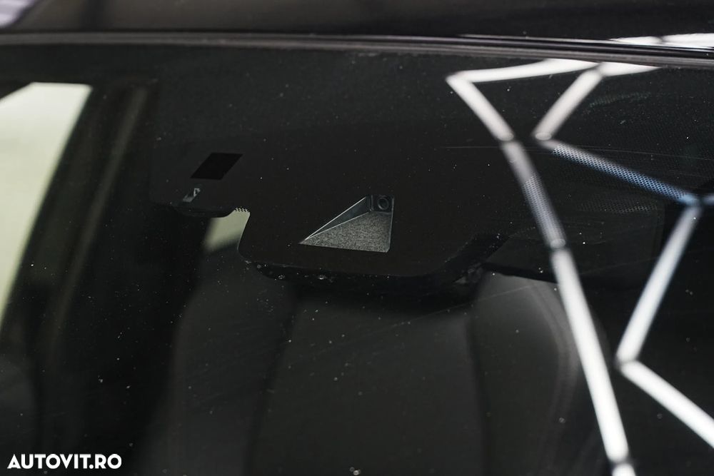 Toyota RAV4 2.5 4x4 Hybrid Black Edition - 29