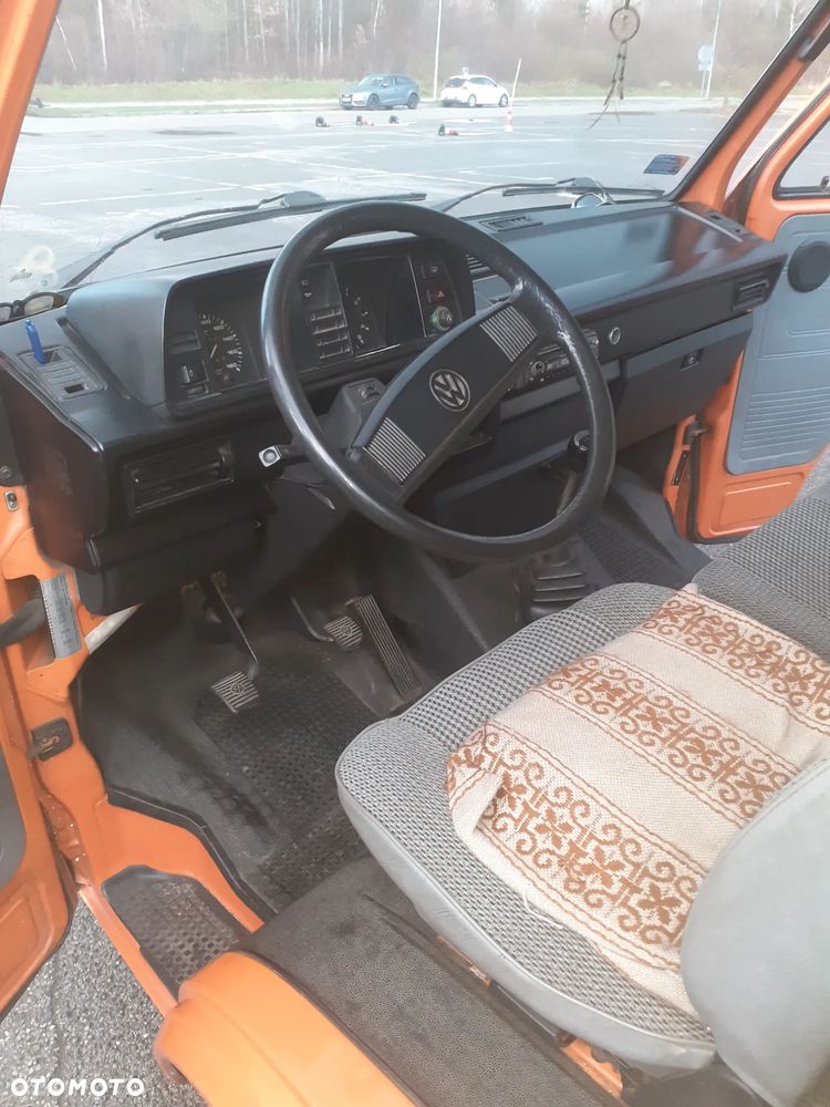Volkswagen Transporter Caravelle C 255 592 - 8