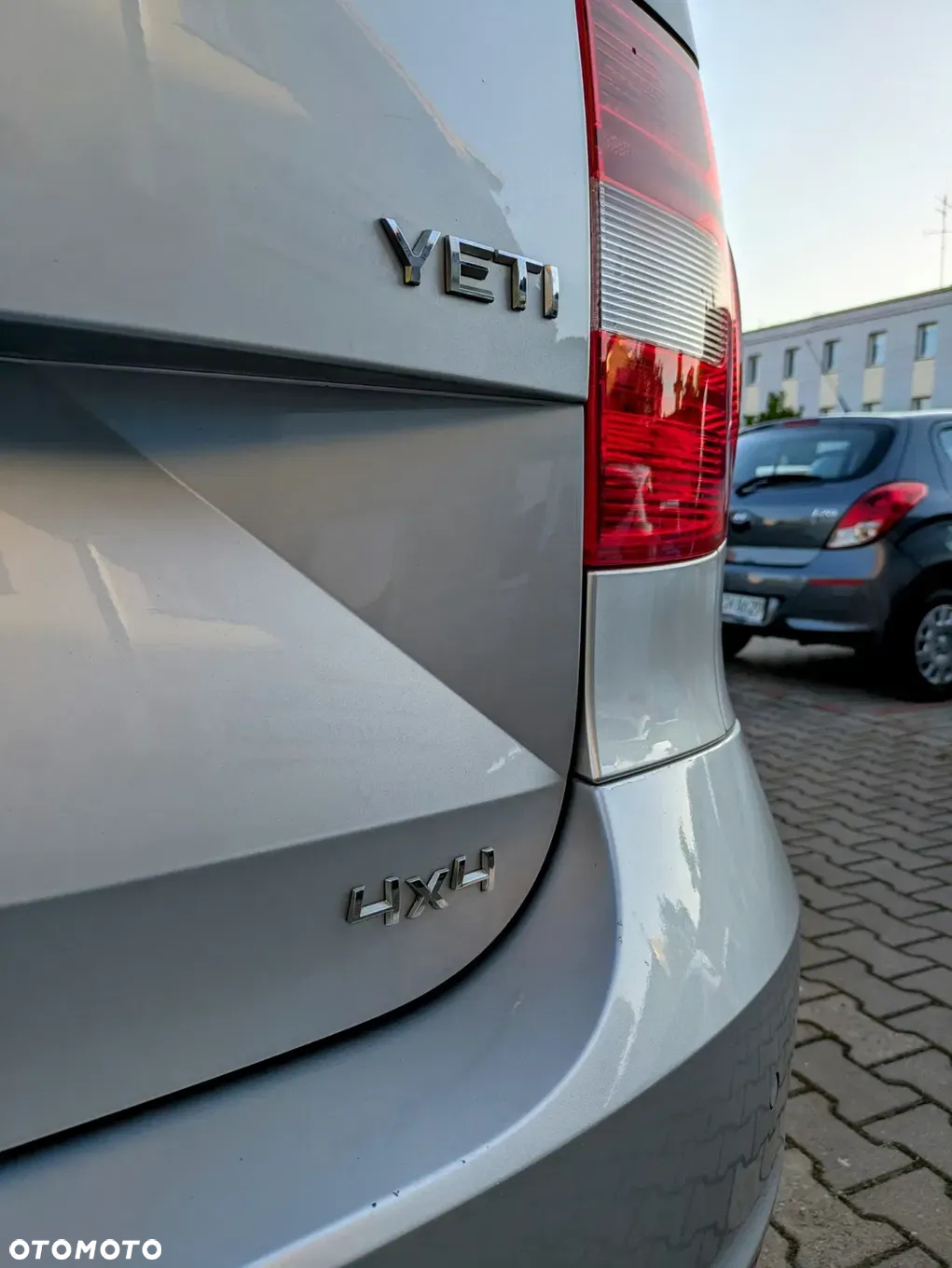 Skoda Yeti 2.0 TDI DPF 4x4 Edition DSG - 10