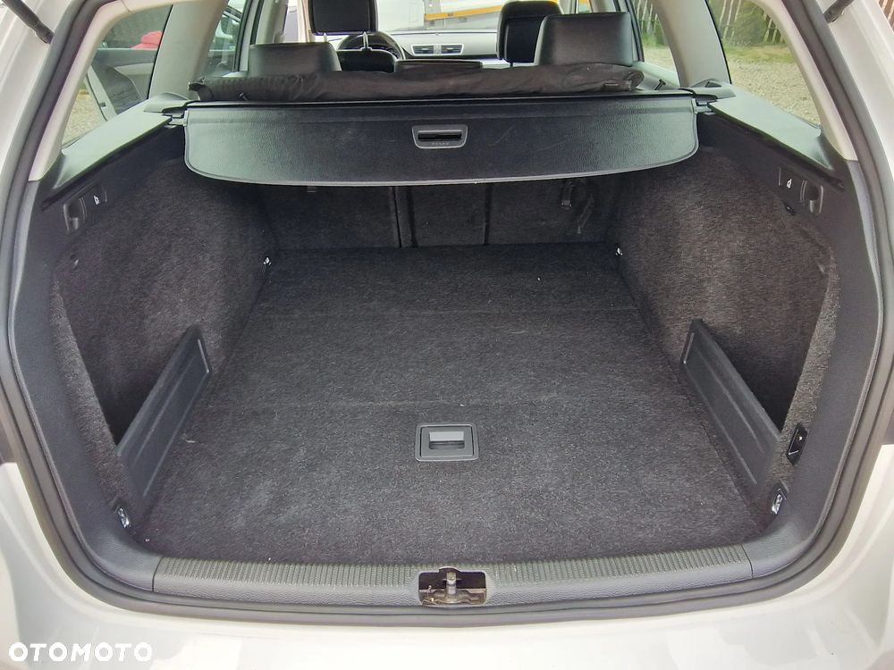 Volkswagen Passat 2.0 TDI DPF DSG Highline - 13