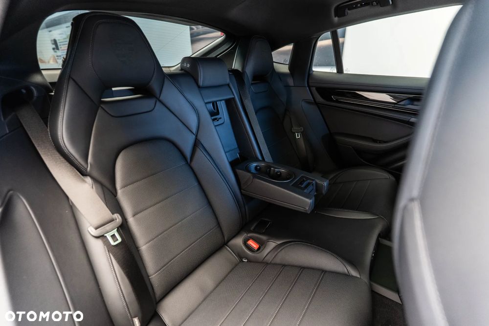 Porsche Panamera 4 - 14