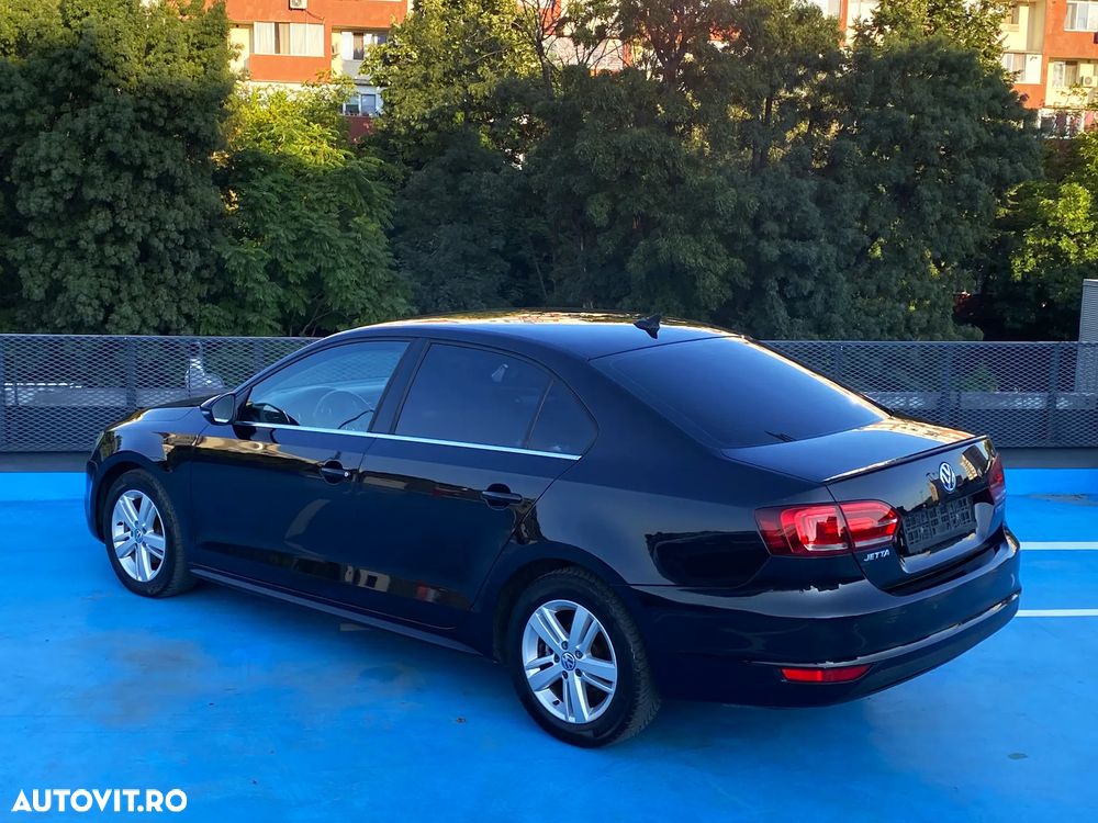 Volkswagen Jetta 1.4 DSG Comfortline - 8