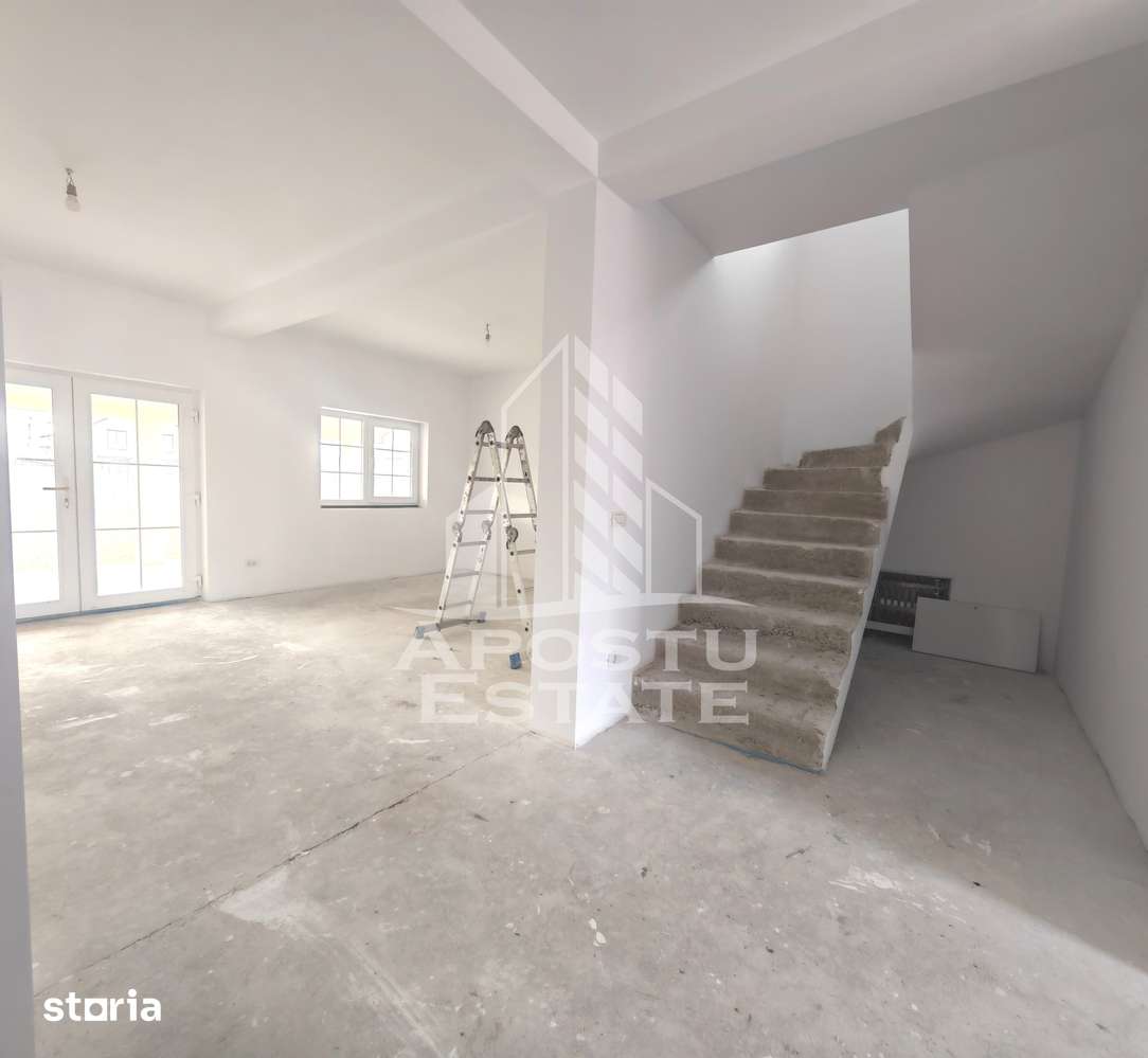 Duplex deosebit de vanzare, 4 camere, 3 bai si bucatare inchisa, Sag, - Imagine principală: 3/14