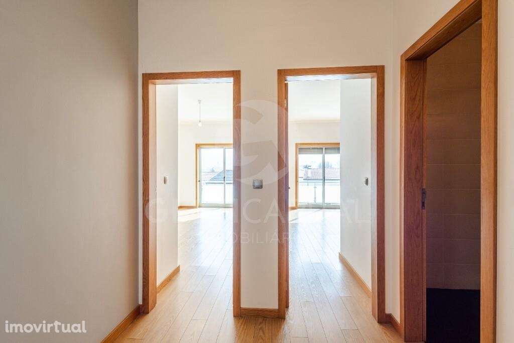 T2 com lugar de garagem no centro do Marco de Canaveses - Grande imagem: 5/25