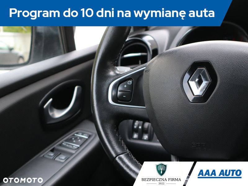 Renault Clio - 19