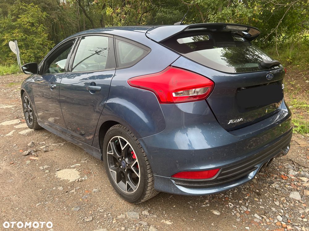Ford Focus 2.0 EcoBoost ST - 4