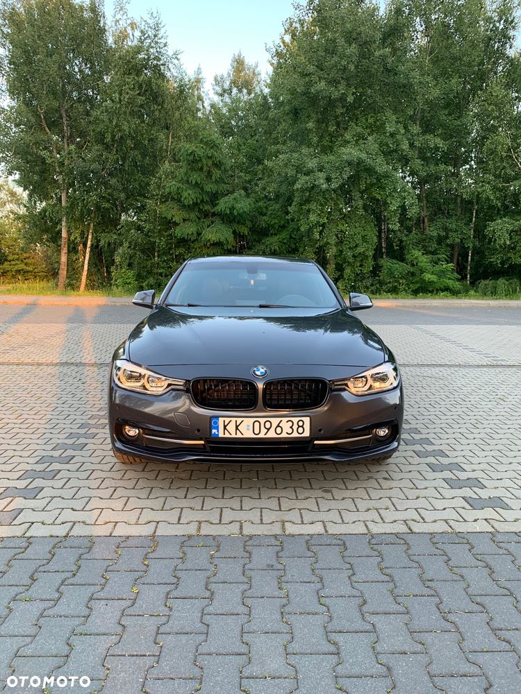 BMW Seria 3 330i GPF xDrive Sport Line Sport - 14