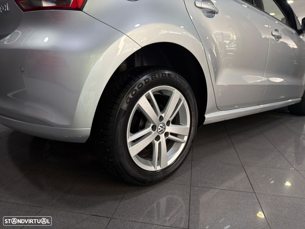 VW Polo - 5