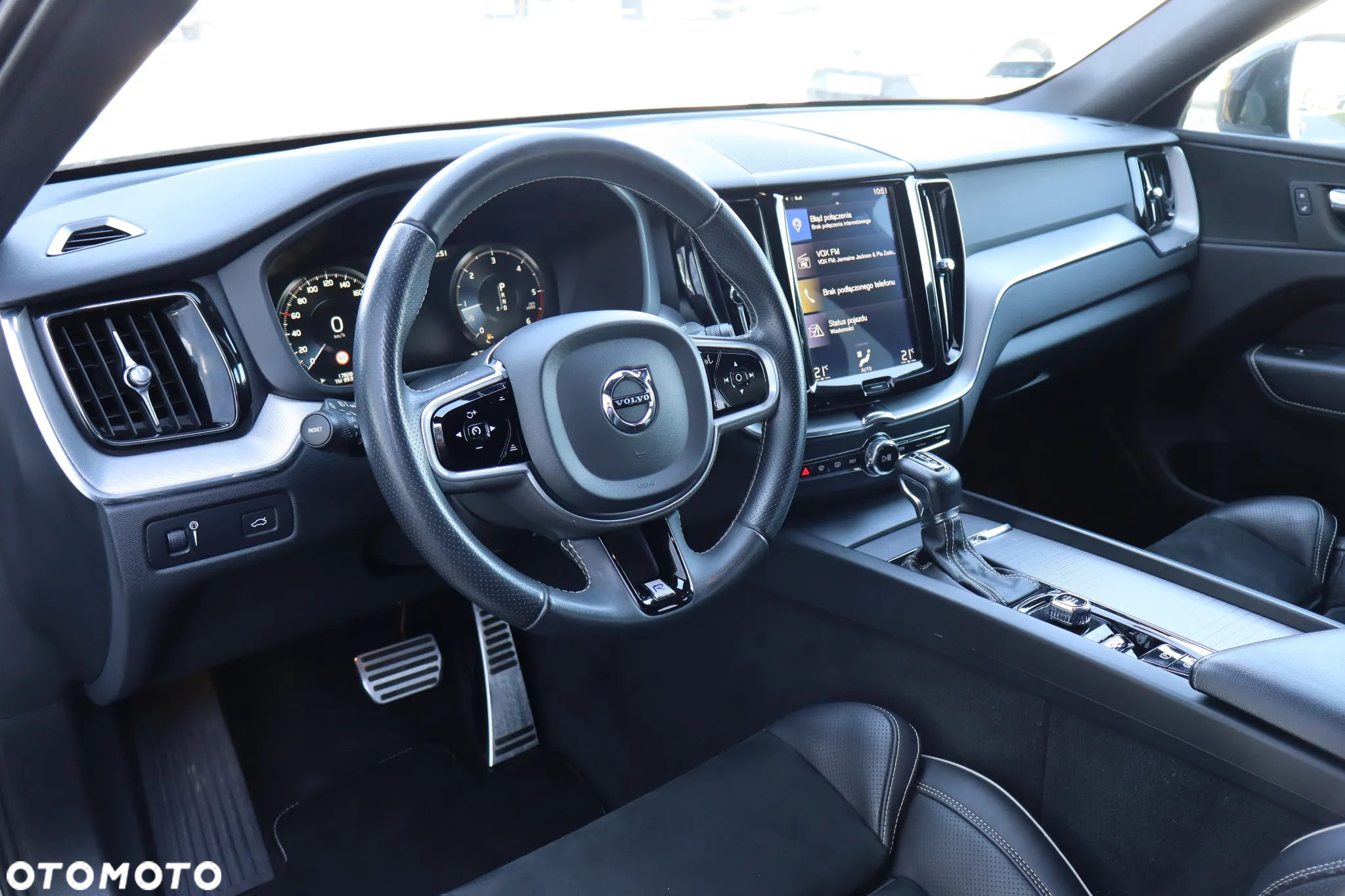 Volvo XC 60 T5 AWD R-Design - 9