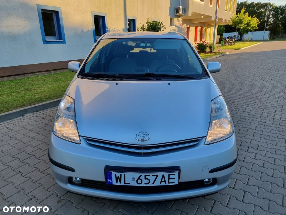 Toyota Prius 1.5 VVT-i Sol - 4