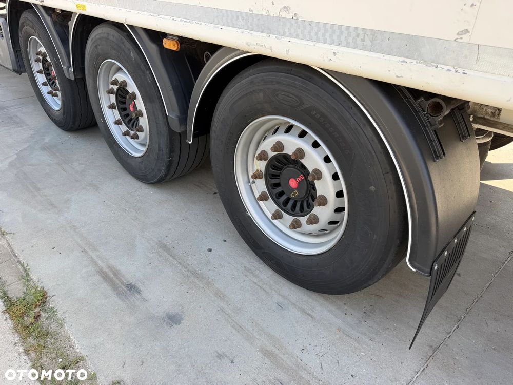 Stas Ruchoma podłoga 94m3 Podłoga 10 mm 2018 rok - 10