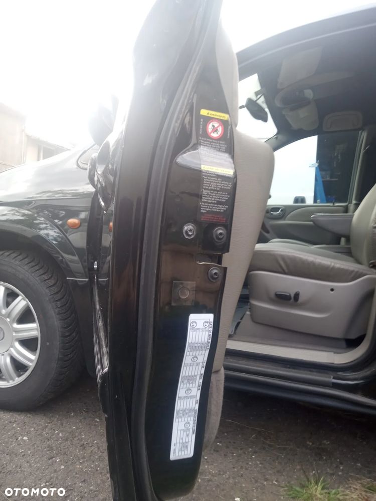 Chrysler Grand Voyager 3.3 Limited AWD - 13