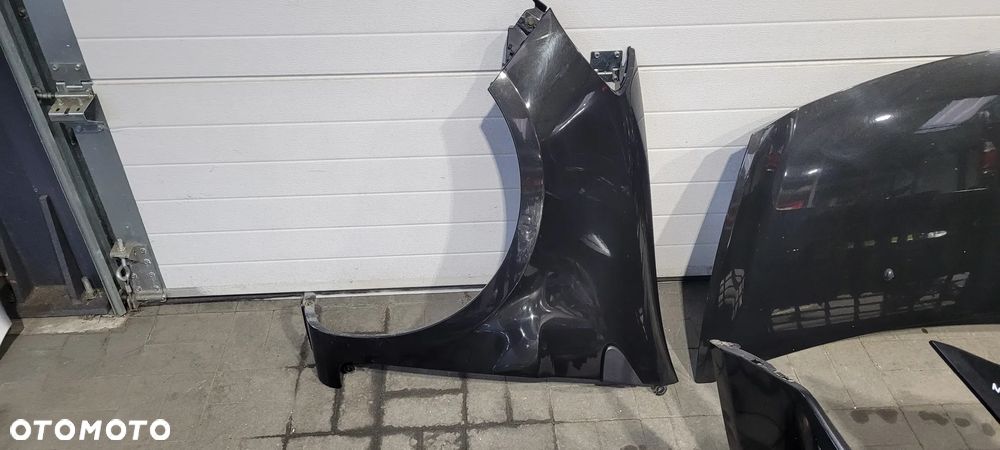 Renault Clio III lift 09-12 5d 1.2 TCE Maska zderzak blotniki lampy pas zestaw NV676 - 2