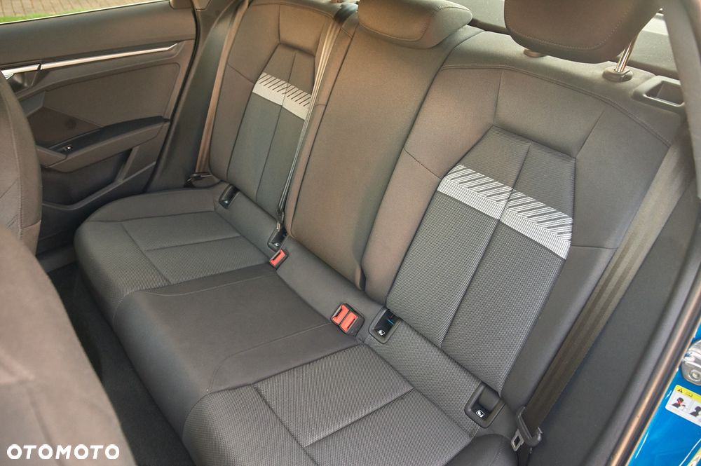 Audi A3 Limousine 35 TFSI mHEV Advanced S tronic - 28