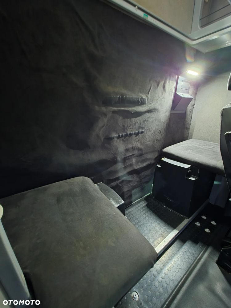 Opel Movano - 10