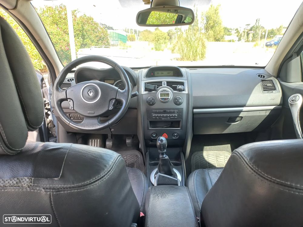 Renault Mégane Break 1.5 dCi Confort - 11