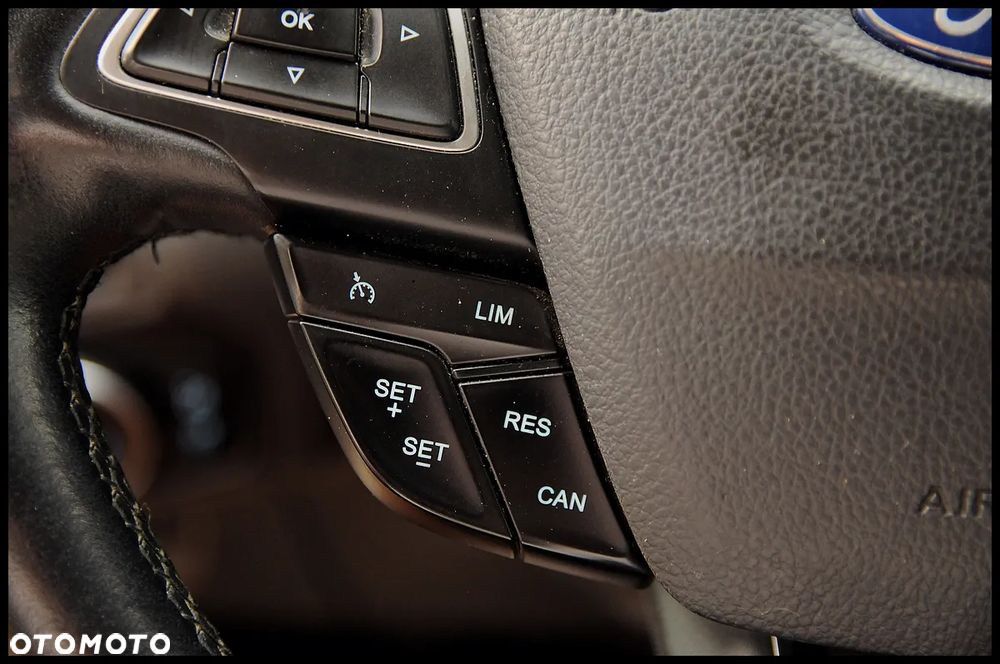Ford Focus - 27