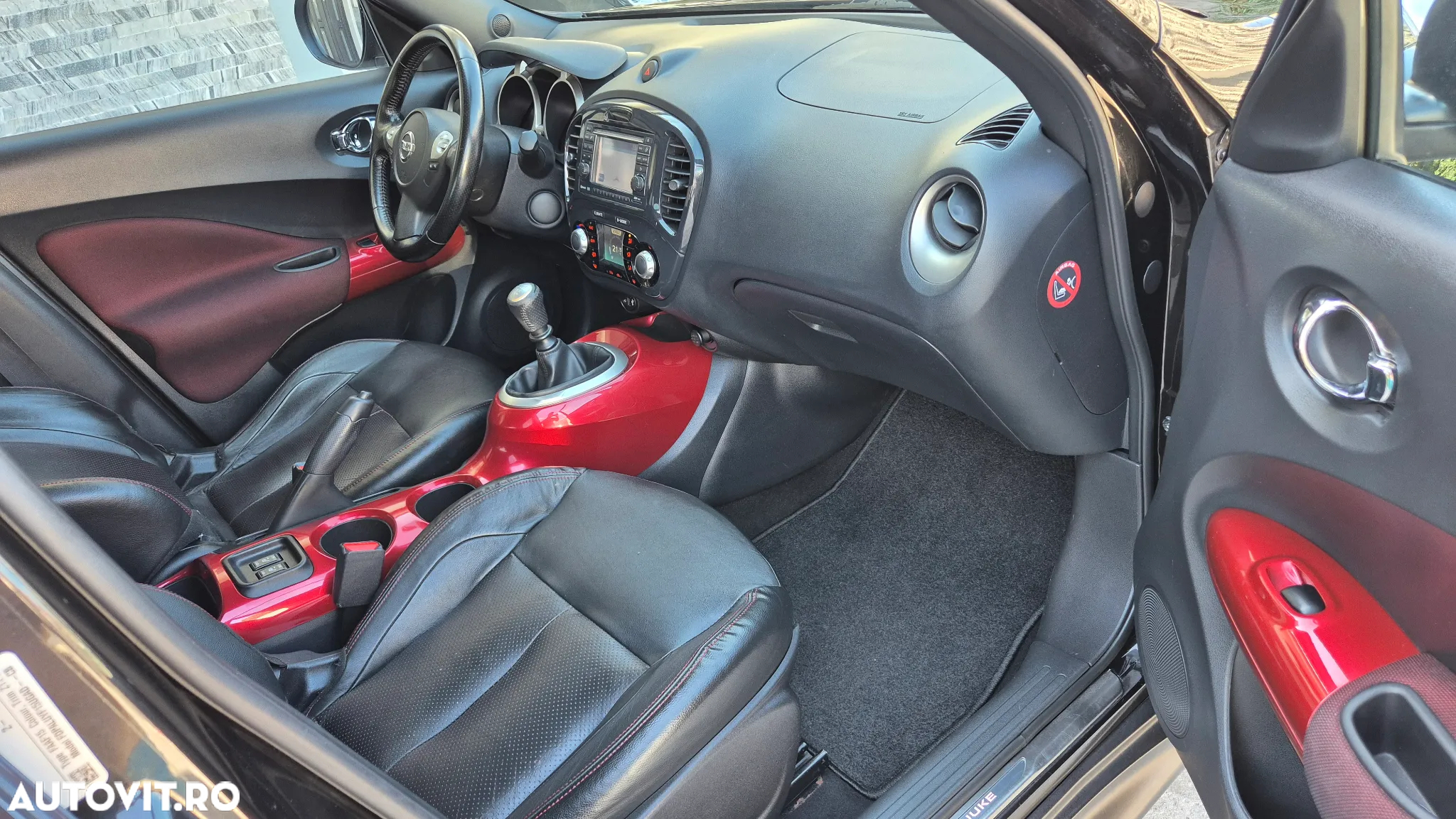 Nissan Juke 1.6L DIG-T Tekna - 23