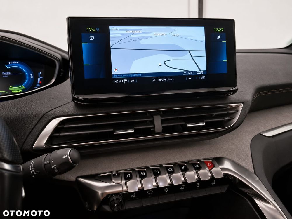 Peugeot 3008 1.6 PureTech HYbrid4 GT Line S&S EAT8 - 7