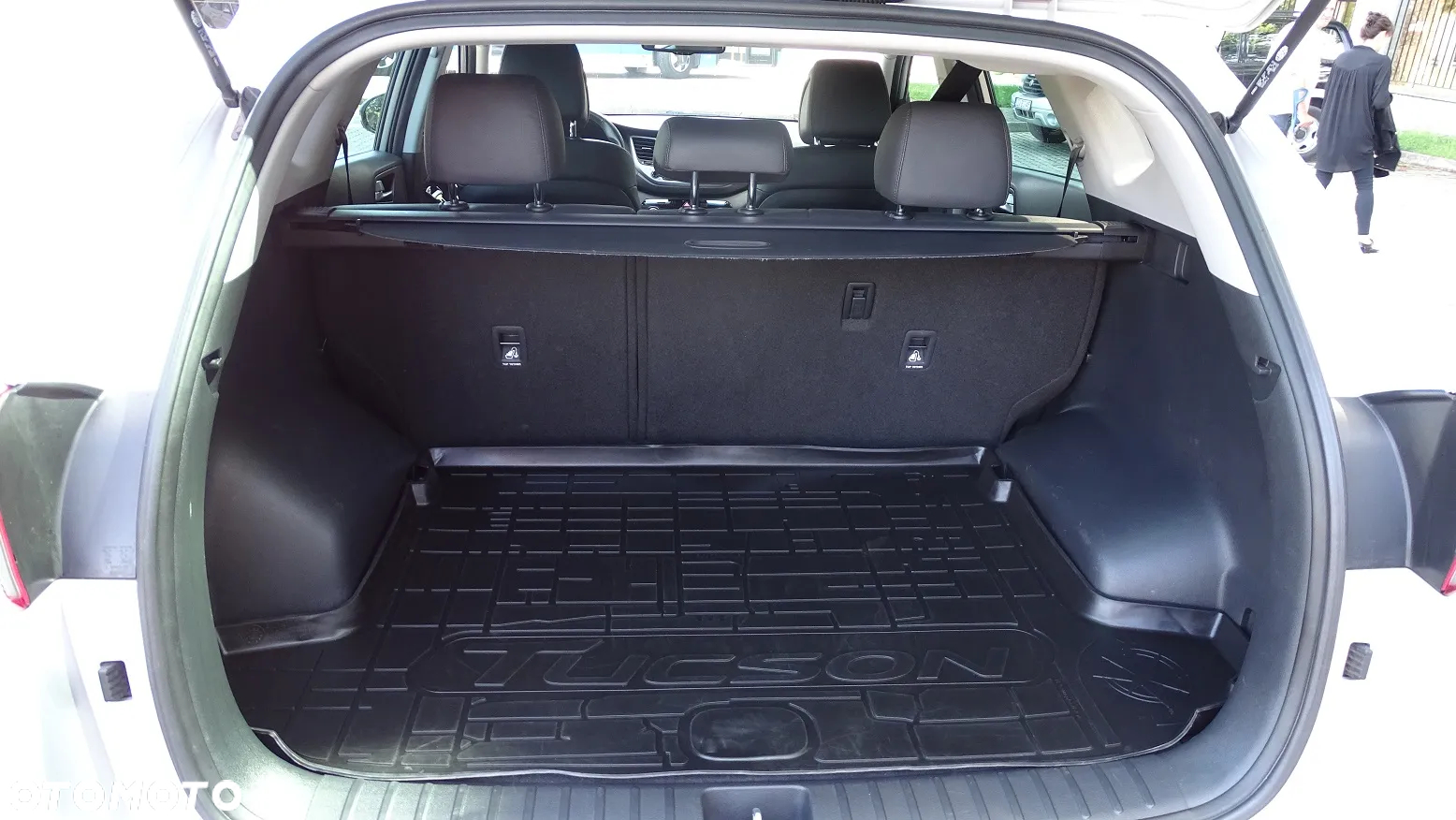 Hyundai Tucson 1.7 CRDI BlueDrive Style 2WD - 9