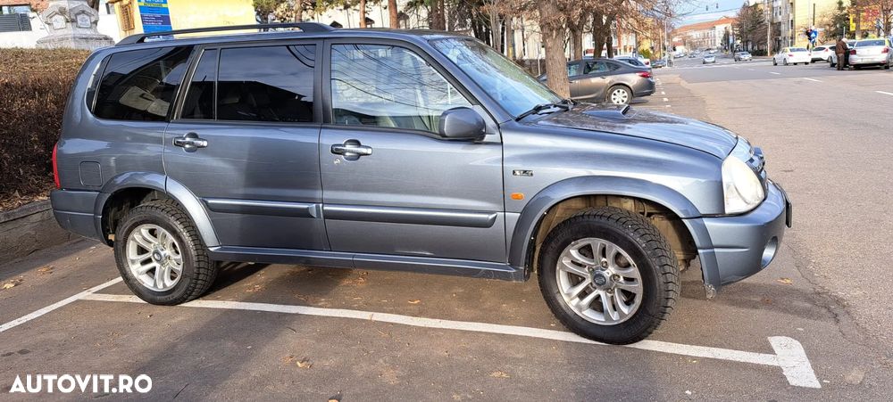 Suzuki Grand Vitara XL-7 2.0 TD Comfort + - 23