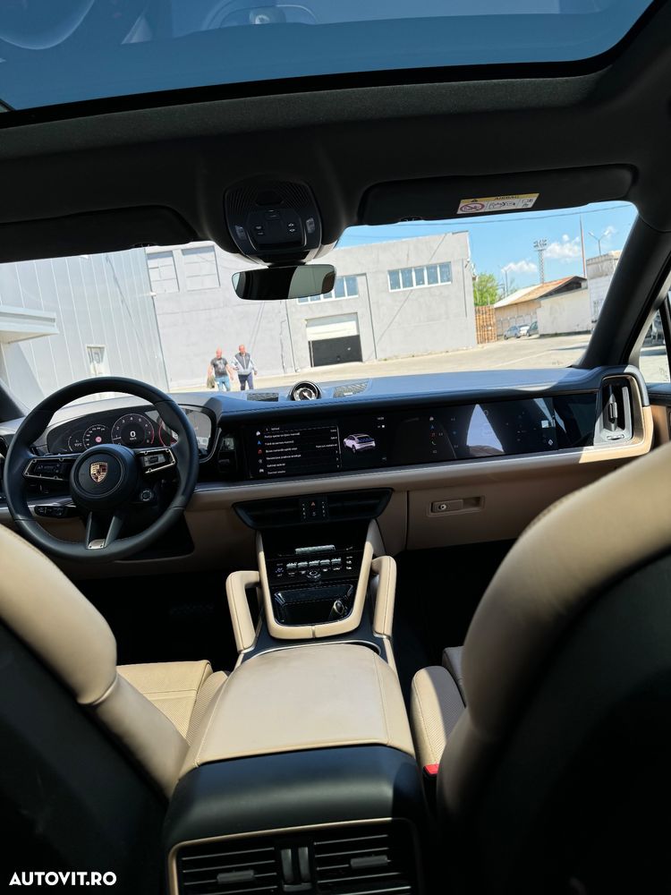 Porsche Cayenne Coupe Black Edition - 28