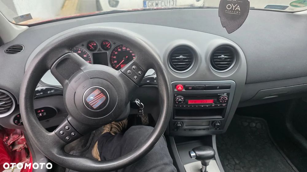 Seat Ibiza 1.4 16V Stylance - 5