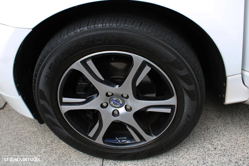 Volvo XC 60 2.0 D3 R-Design Geartronic - 53
