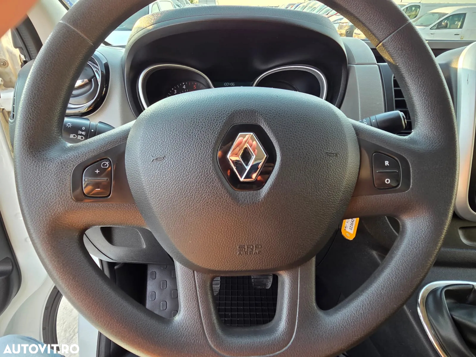 Renault Trafic L1H1 - 24