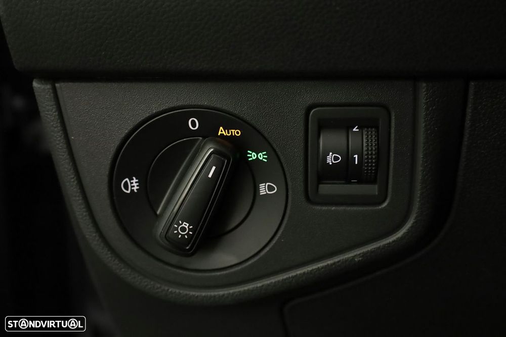 VW Taigo 1.0 TSI Urban - 18