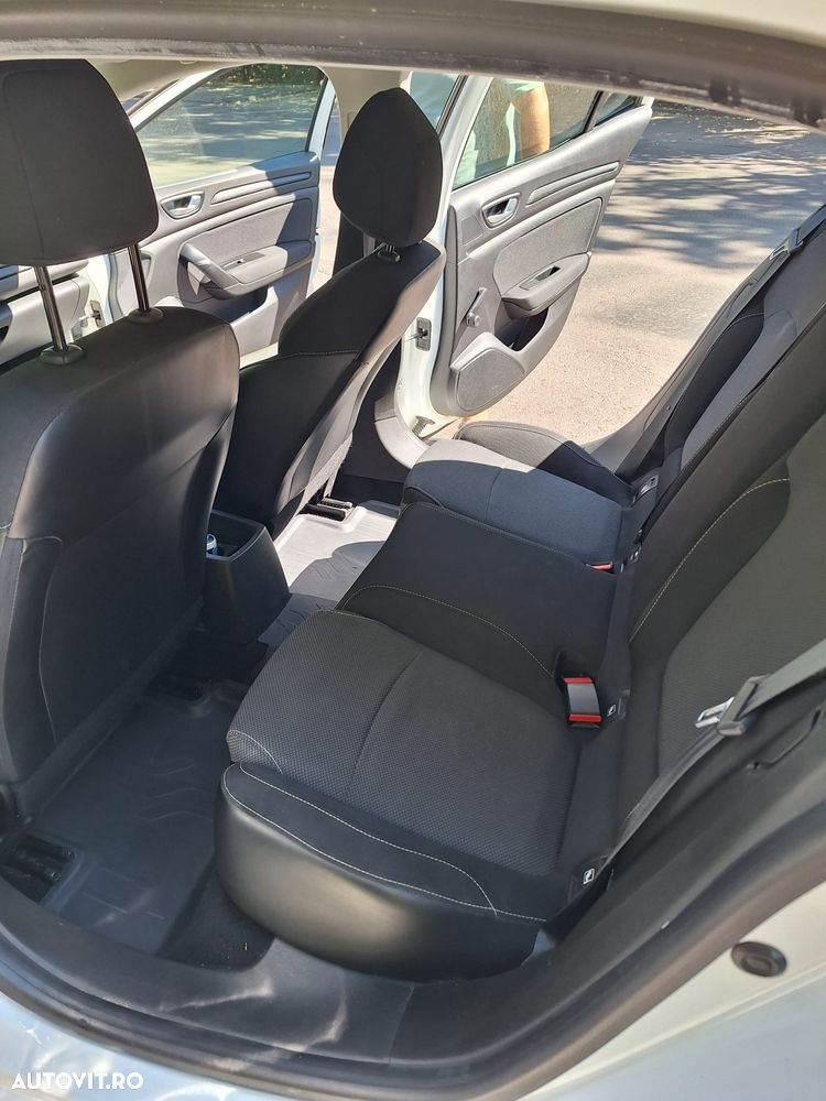 Renault Megane 1.5 dCI Life - 14