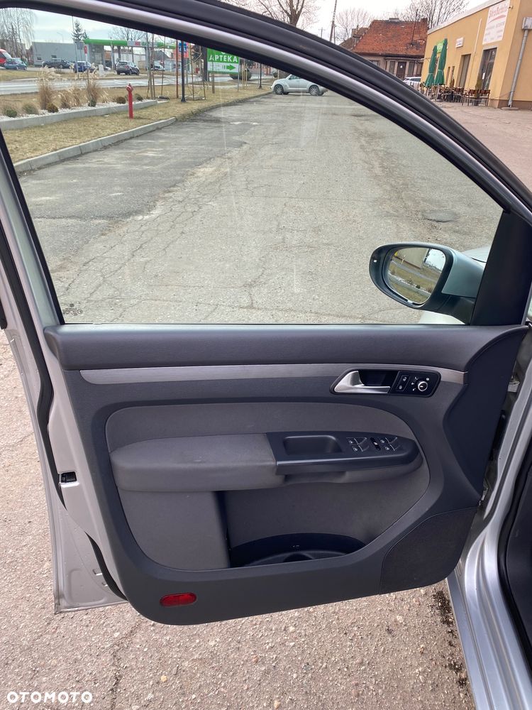 Volkswagen Touran 2.0 TDI DPF Comfortline - 13