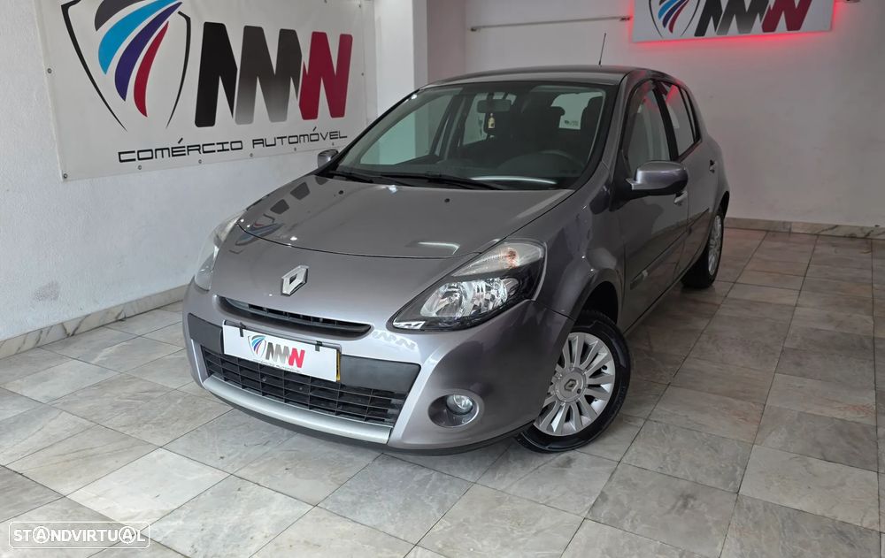 Renault Clio 1.2 16V Fairway - 1