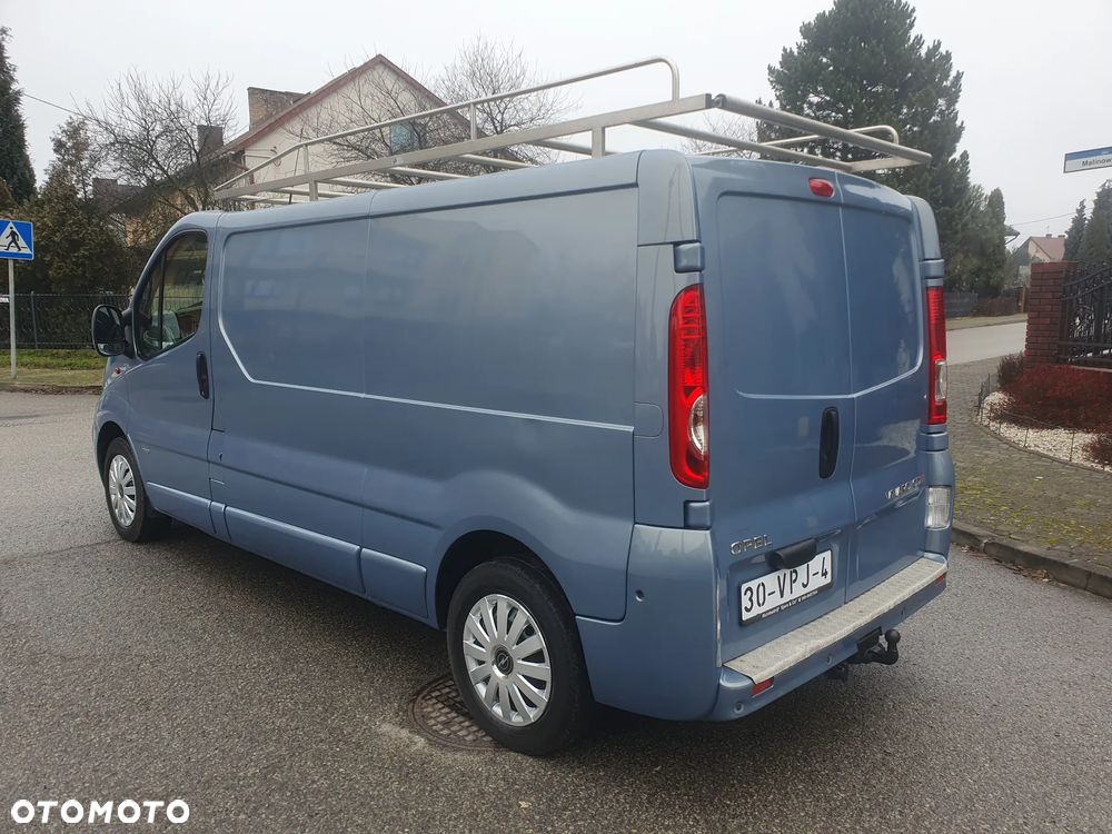Opel Vivaro - 13