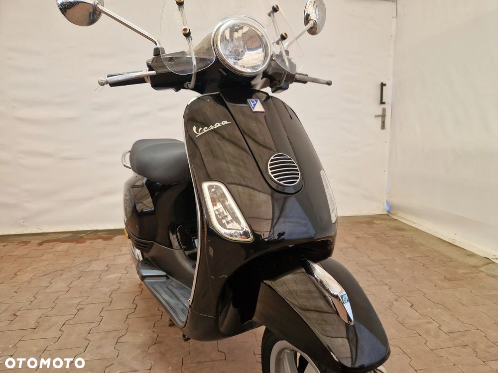 Piaggio Vespa - 9